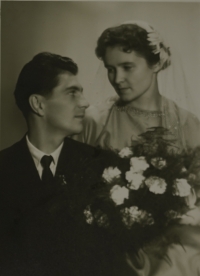 Wedding photograph of Adolf and Květoslava Večera in 1958