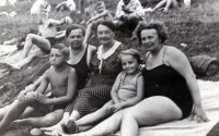 Jiřina Lukešová with her mother and aunts at the swimming pool, Pardubice, around 1939