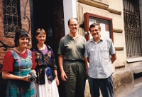 Libor Ovečka in front of the Jabok school in Salmovská Street, Prague / 1996