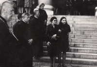 Funeral of Father Karel Salfický, from left: bishop Josef Pochop, parish priest Miroslav Spáčil, ??, parish priest Dagmar Spáčilová, mother Františka, Helena Salfická, Olomouc, 1972.