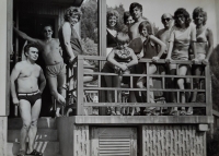 Family reunion at Sister Hela's cottage in Drhleny in the summer of 1973, when Sister Jarča (in glasses next to the column) first came to Czech, sister Hela with her family on the right, the witness with her family on the left