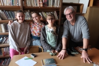 Libor Hőrbe with students in the Stories of Our Neighbours project