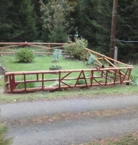 Native cottage's garden in Pekařov