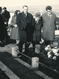 Aunt Mira's funeral - uncle Evžen Plhoň and uncle Josef Krabička standing in front, Spešov, November 1, 1964