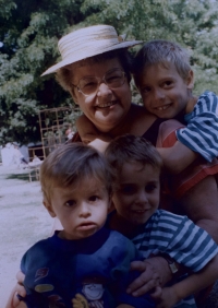 With grandchildren, 1996