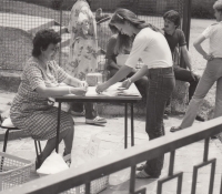 V Pionýrské organizaci organizovala Anna Vaňatová také putovní tábory, foto z roku 1983