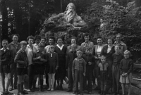 Pavla Vitvarová with her mother (third woman from the left) on a company trip in Janské Lázně, 1950s