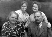 Adult Pospíchal sisters (Zdena on the right) with parents