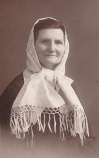 Grandmother Marie Valová