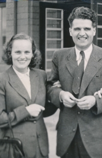 Zuzana Bílková's parents, 1946