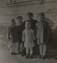 Jan Chloupek in his childhood with his sisters and cousins