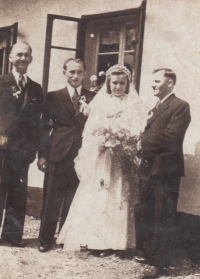 Husband's parents Antonín and Milena Tejkl at their wedding, Písařov, 1945