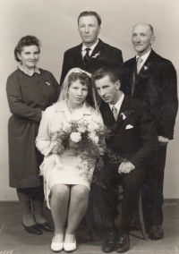 Wedding of František Matějka and Marie Killarová, 1968, above them parents Marie and father Matějka