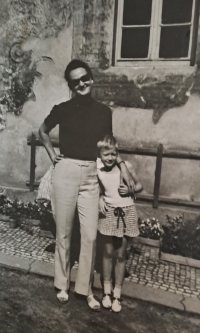 Marcela Pustinová with daughter in Prague-Průhonice, 1970s