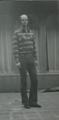 Rudolf Kulka at the workplace of the Project Institute's photography department, on the roof of the Lucerna Palace, winter 1973