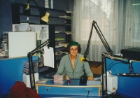 Rudolf Kulka moderates on Radio Jizera in Mladá Boleslav, ca. 1997