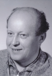 Zdeněk Brabec, stepfather of Stanislav Pilík, 1975