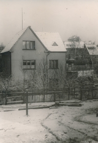 House of the Nepodal family in Modřany before completion, 1960s