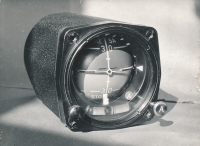 Artificial Horizon LUN 1202, first independent construction by Miroslav Nepodal