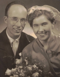 Emilie and Alois Švec, wedding photograph, 14 July 1956