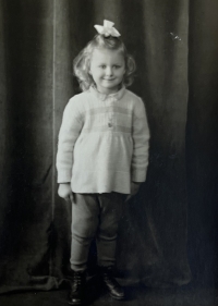 Vlastimila Pešková four years old, 1945