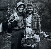 With Sudeten German Marie and an American soldier in Blatná, 1945