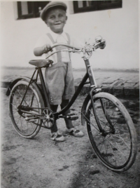 Alois Dostál with a bicycle in 1937