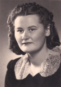 Věra Vacková, née Ronovská