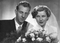 Marie Obrusníková a Josef Obrusník, 1955