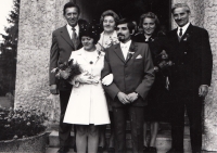 Wedding in front of the now-defunct civic hall, back left parents of the witness, back right parents of the husband, Jevany, 1972