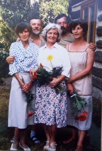 Irena Bláhová with her siblings