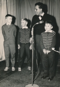 Vladimír Svoboda (right) with brother Jaromír during Antonín "Uncle" Jedlička's show in the Radio Palace, circa 1963