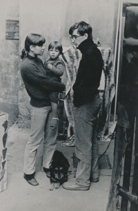 Jan Pfeiffer and family, circa 1982