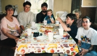 Witness with family (son, his wife and children)