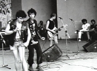 Vladimir Volman (guitar) and V3S, with Petr Hošek of Plexis (centre) sitting in with the group, mid-1980s