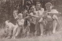 With friends on a trip near Český Šternberk in May 1946, second from right Marta Henclová, third from right Vladislav Hencl