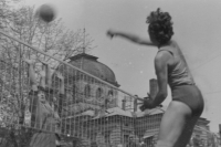 Irena Tichá during a match, Jablonec nad Nisou, 1963