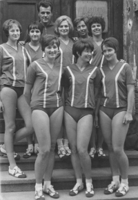 Irena Tichá (first from left) with her team, 1974