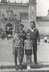 Parents and siblings of Danuša Brůhová, 1966