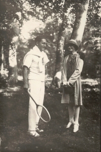 Witness's parents in 1928