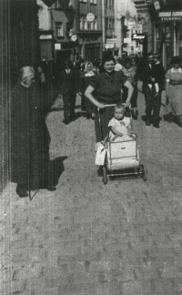 With my mother in Vodní Street, Kroměříž, late 1930s