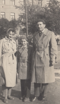 Karel Petrlík with his parents after their return from prison, 1960