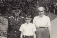 Karel Petrlik with aunt and uncle, 1961