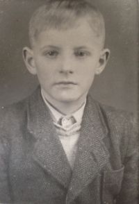 At Confirmation, Postřelmov, 1948