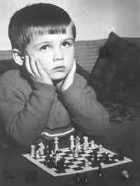 Vlastimil Hort as a little boy - already with a chessboard