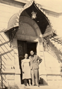 Father of the witness in the doorway of the villa in Hrubá Skála