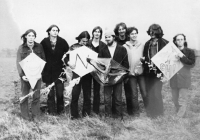 Kite flying in a field near Chomutov, Vladimir Lichtenberk on the right, 1980