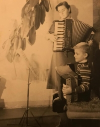 Alena Jandová with her brother, 1950s