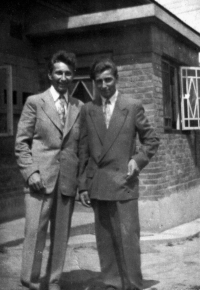 Vilibald Plaček on the right with his brother Karel, Hať 1955