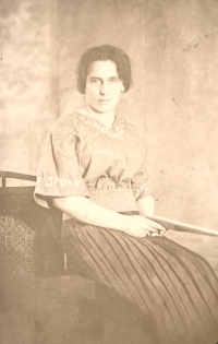 Mother Anna Heidenreich, undated